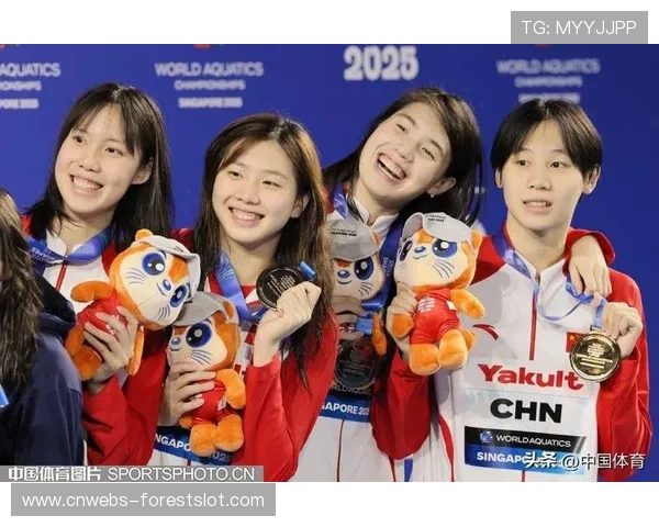 中国女子接力队阵容调整展现深厚实力 于子迪预赛出色发挥赢得广泛认可